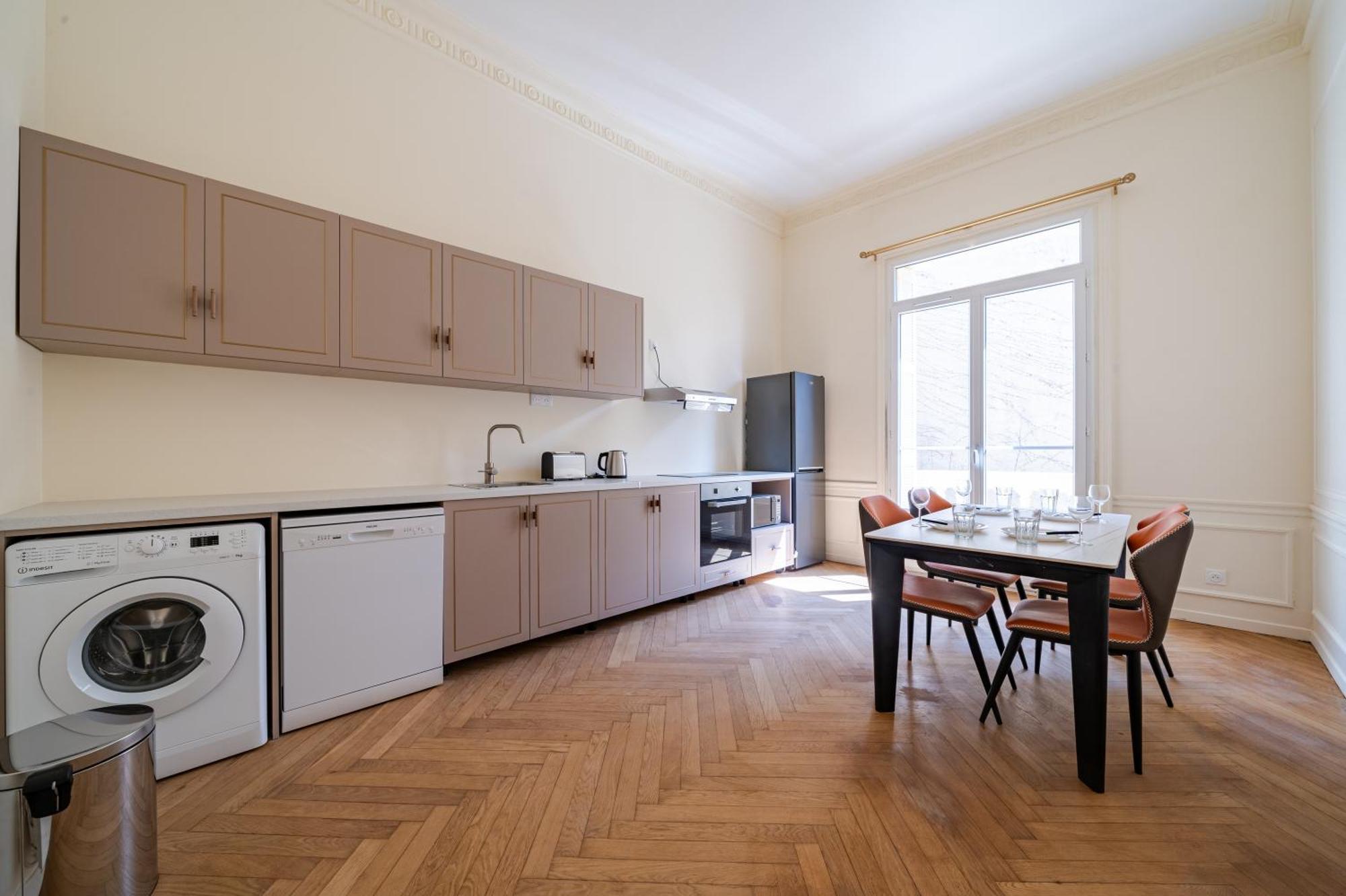 Appartamento 2p Dans Luxueuse *
